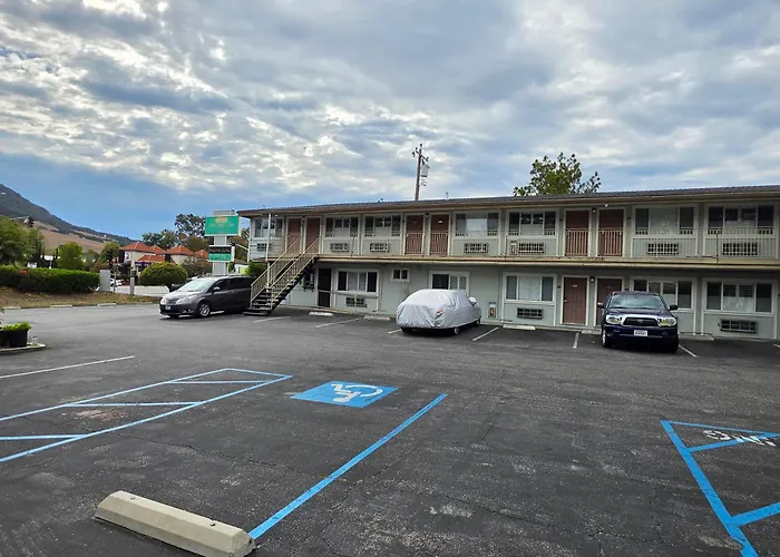 San Luis Inn And Suites